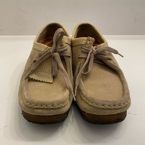 Clarks Wallabees Women’s Size 7.5